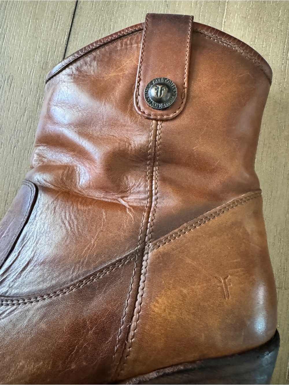 Frye Jackie Button Short Leather Bootie, Cognac Brown, Women’s Size 8 - Picture 7 of 10